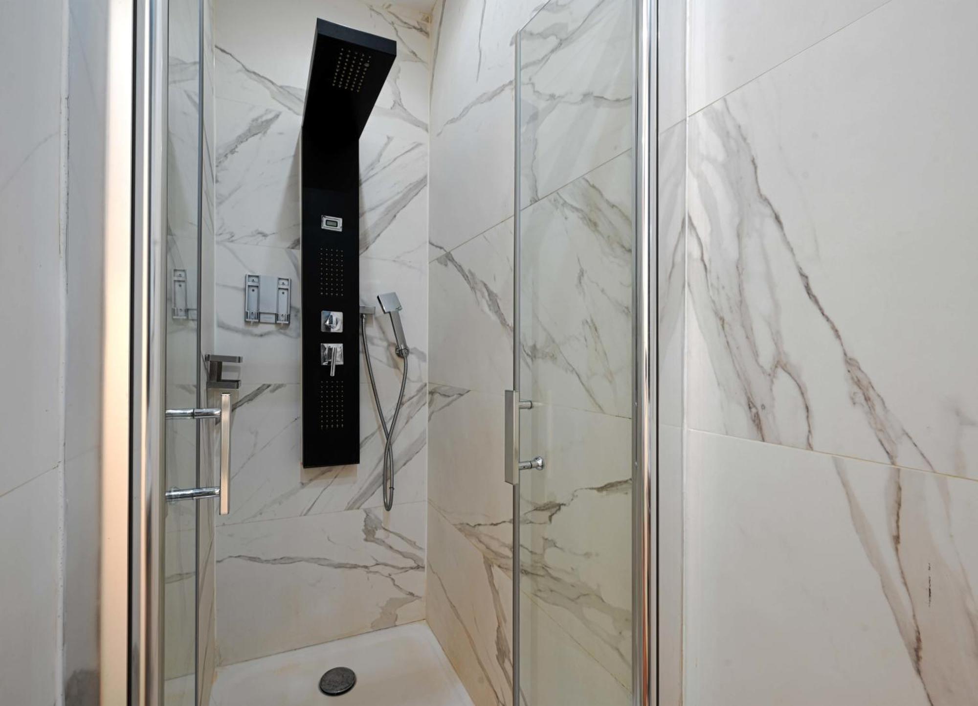 Fabulous Comfortable Studio With Updated Finishes And Design Next To Champ De Mars Apartment Paris Exterior photo